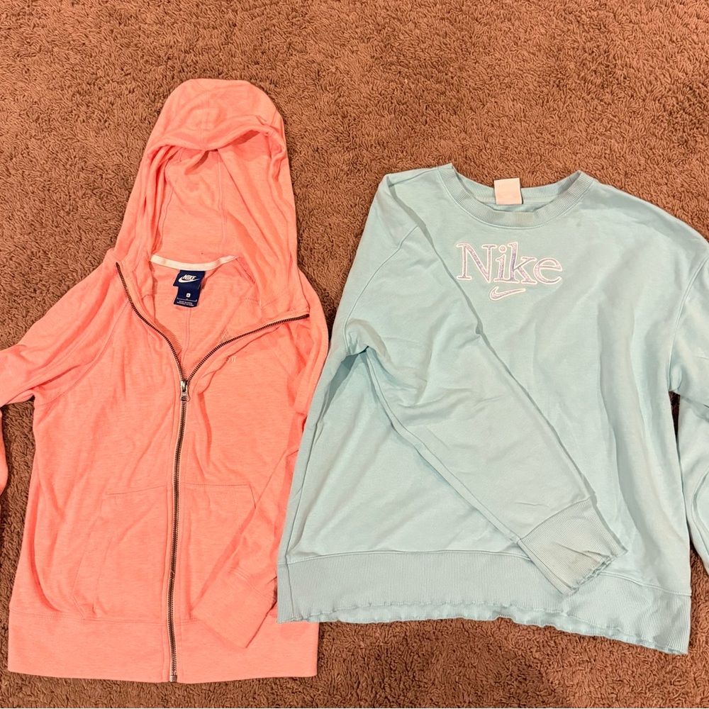 Nike Kids Light Blue Sweatshirt and Coral Hoodie Set